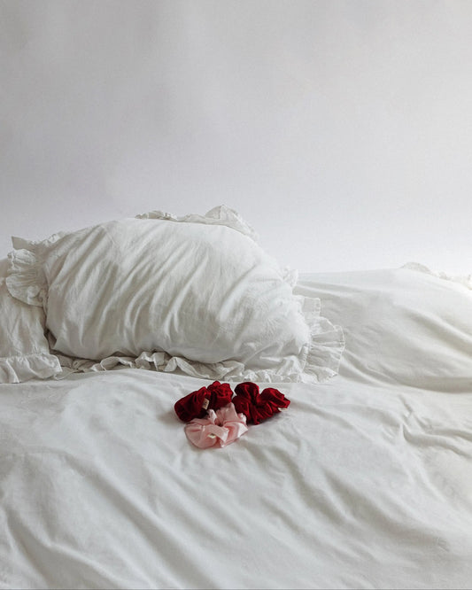 Duo Avae Silk Scrunchies - Red and Pink Maison Manea