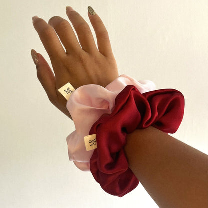 Duo Avae Silk Scrunchies - Red and Pink